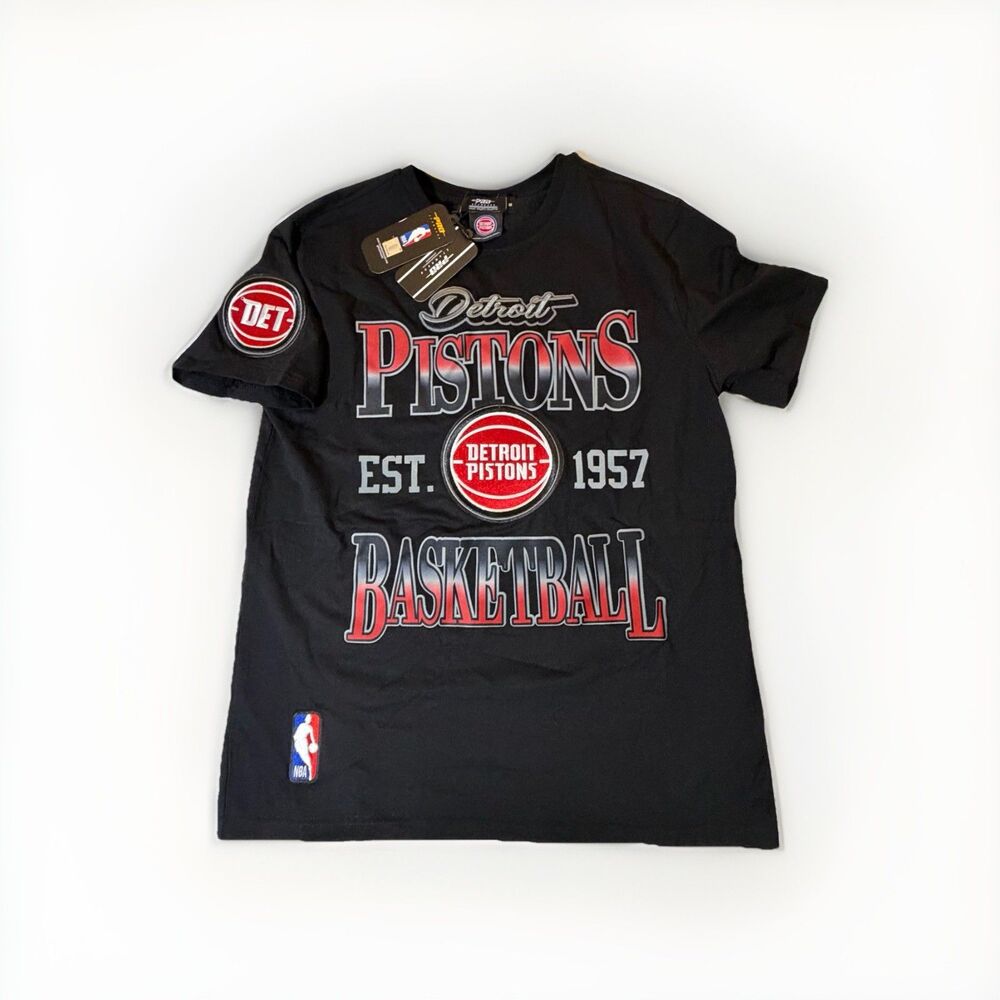 NWT Pro Standard Detroit Pistons T-Shirt Men’s Medium Black NBA Graphic Tee
